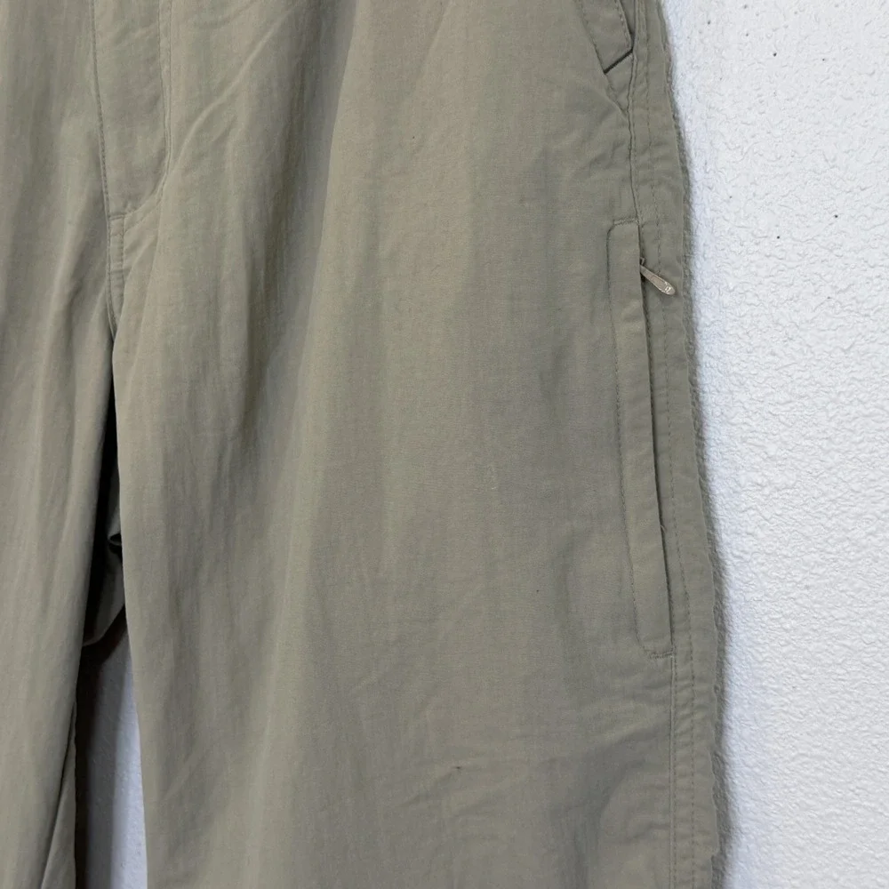 REI Pants Mens Sz 34 x 32 Khaki Chinos Sun Protection Straight Leg Nylon Pockets
